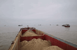千艘萬噸船瘋狂入海，上千萬噸海砂流入內(nèi)陸！